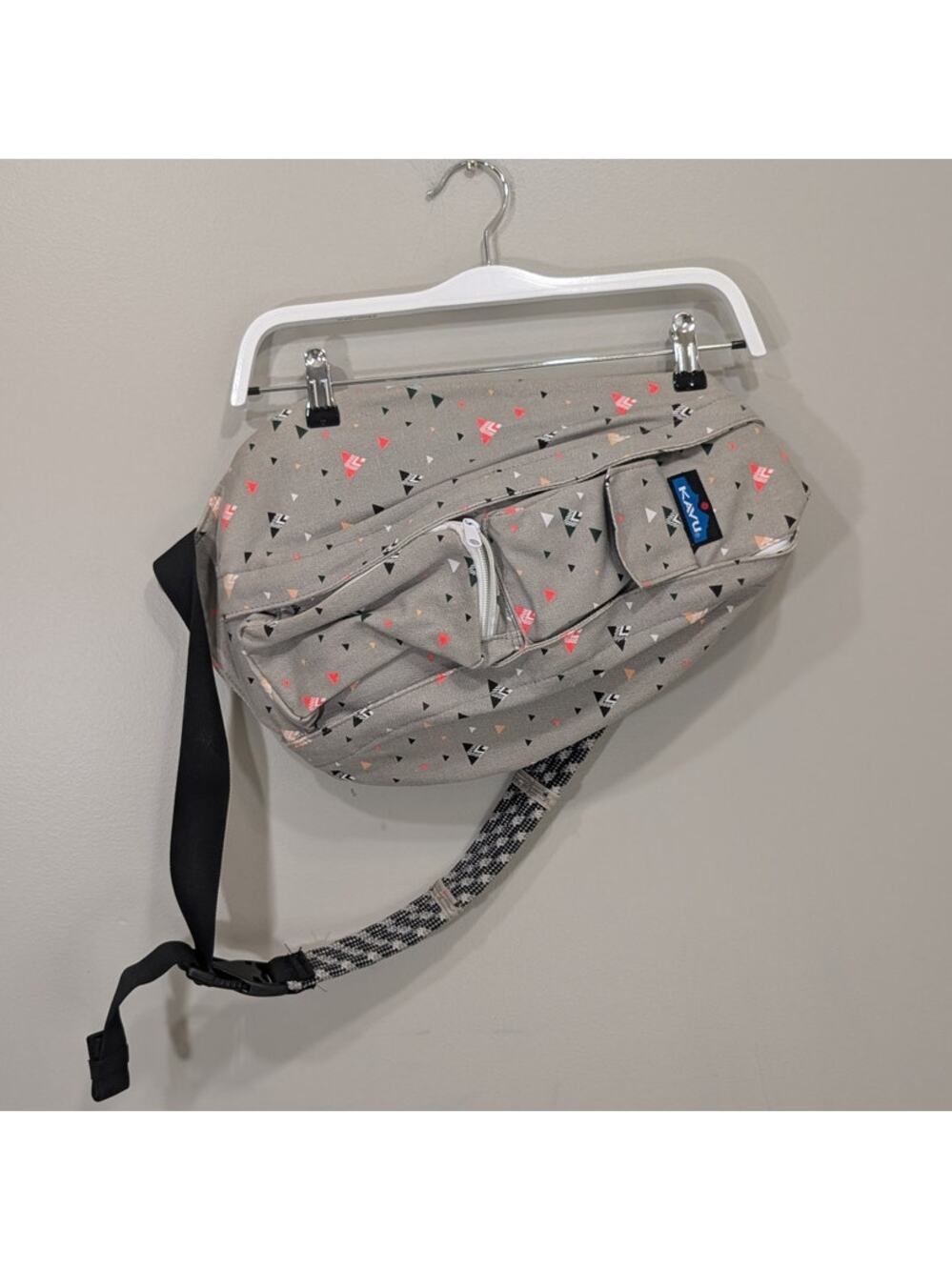 KAVU Original Rope Bag Sling‎ Pack Crossbody Spearheaded Design
